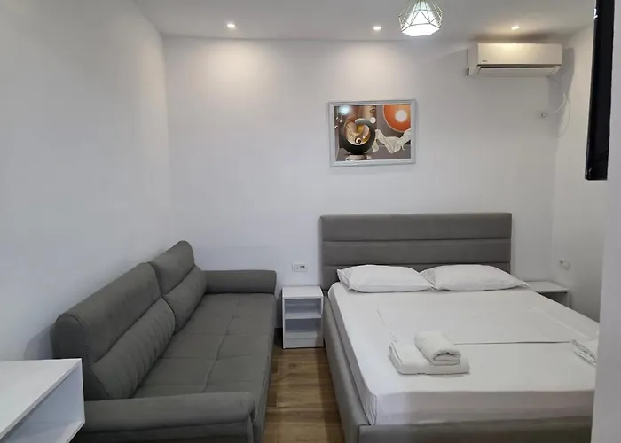 Jimmy's Pensionat Ksamil