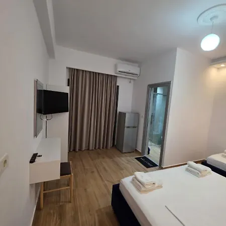 Jimmy's 3* Εξαμίλιο