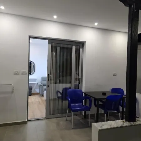 Jimmy's Πανσιόν