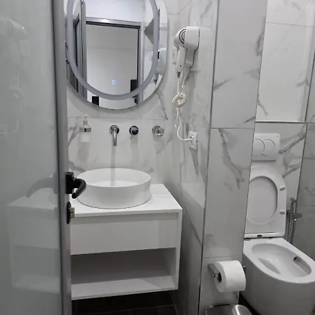 Πανσιόν Jimmy's