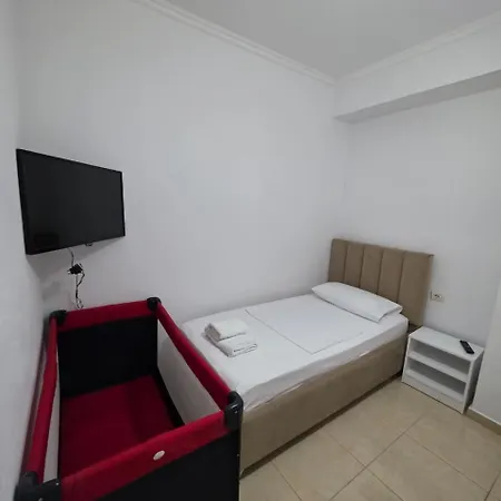 Jimmy's Pensión Ksamil